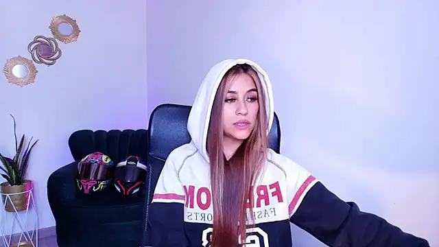 Aliss_rose's cam snapshot