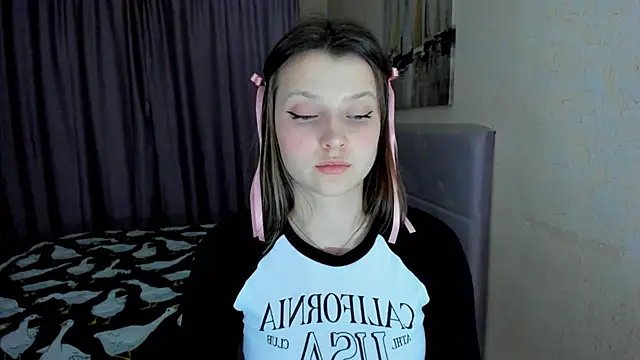 SoniNesti's cam snapshot