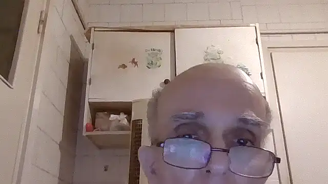 mariusica1@xh's cam snapshot