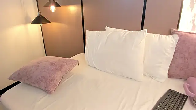 lilly_ass_'s cam snapshot