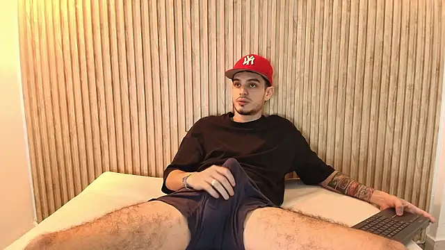 IM_BULL's cam snapshot