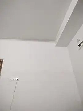 sassy__zaraa's cam snapshot