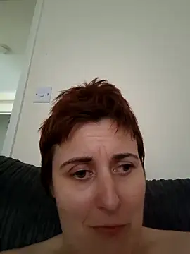 Tiara_XOX's cam snapshot