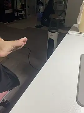 Mina048's cam snapshot