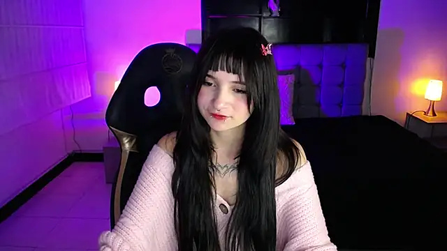 _Charlotte_Collins_'s cam snapshot