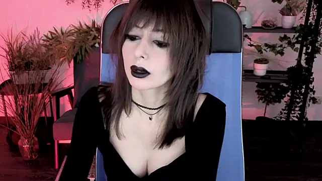 CrystallBloom's cam snapshot