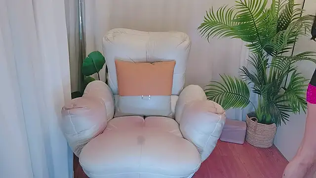 MeettheRainbow live sex cam