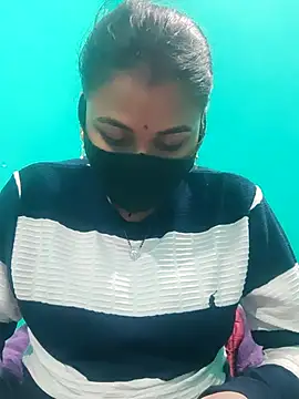 DivyaBhabhi69@xh's cam snapshot