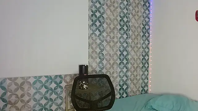 Emilybateee's cam snapshot