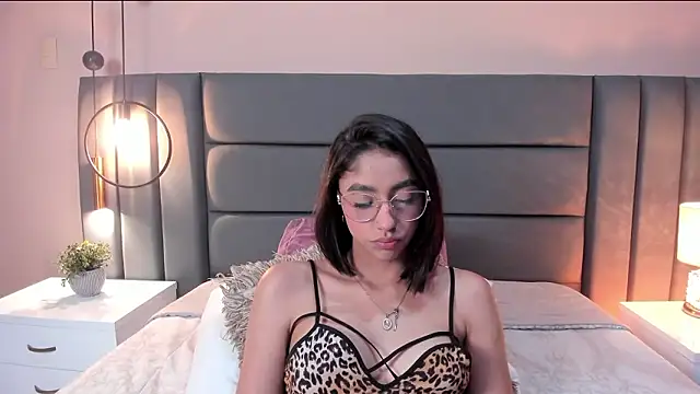 IvyJhons's cam snapshot