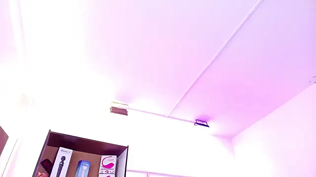 Elisce_cloudd live sex cam