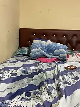 Shayla--broos live sex cam