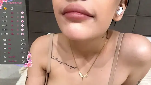 AuraJefcoat's cam snapshot