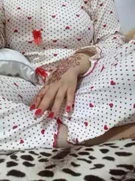 Bombamom's cam snapshot