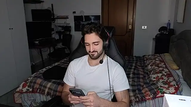 Al3xox02 live sex cam