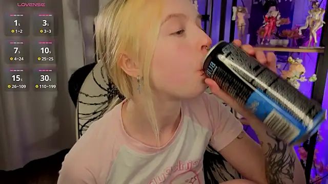 ElvenQueen's cam snapshot