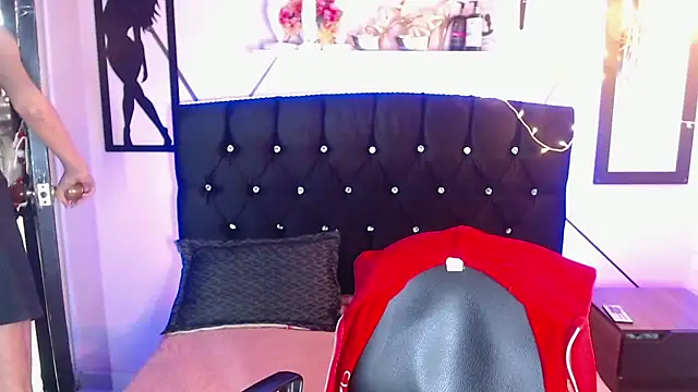 agatha_rodriguez live sex cam