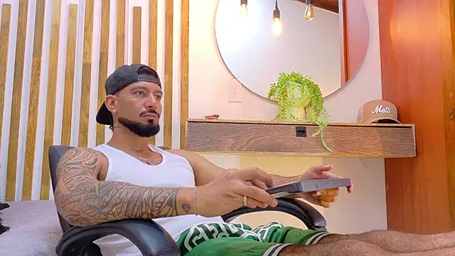 yorbymaxx live sex cam