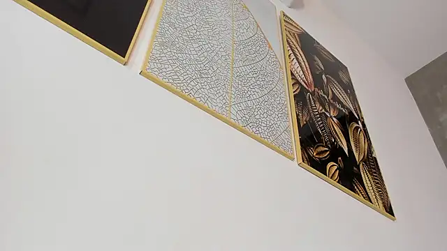 dylan_cross_ live sex cam