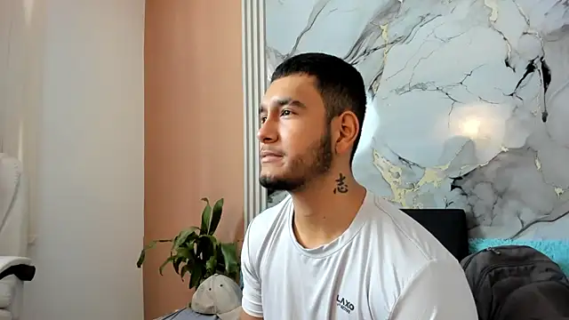 ander_montoyaa live sex cam