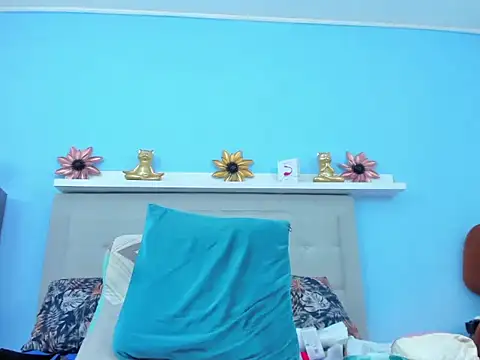 monalind220's cam snapshot