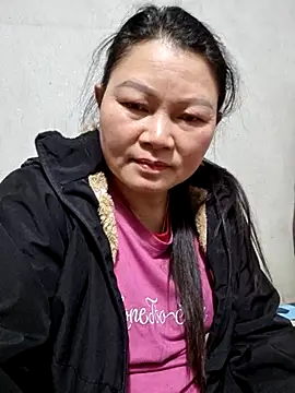 yoowwmr's cam snapshot