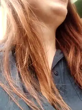 Alyah_1-2's cam snapshot