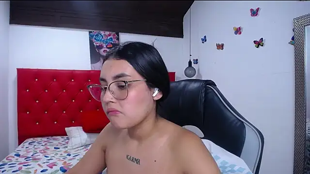 kathe-mills235 live sex cam