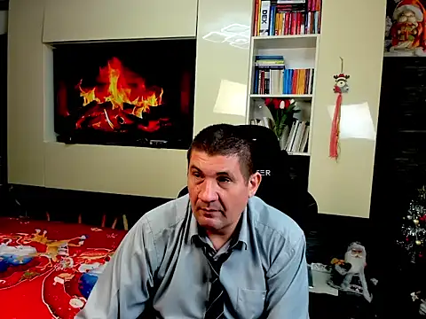 SpartacusDaddy48 live sex cam