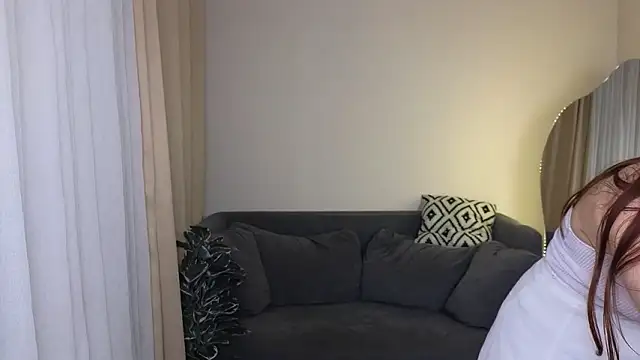 LunaRay_'s cam snapshot