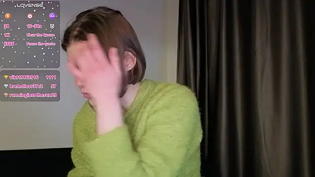 Lady___Bird's cam snapshot