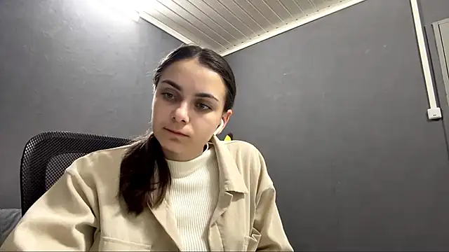 SarahHeadly's cam snapshot