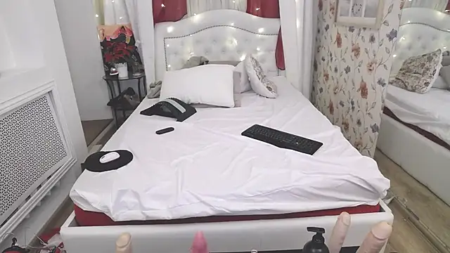 SilviaHart live sex cam