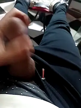 anis3g4 live sex cam