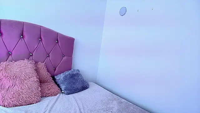 Kalyra_17's cam snapshot