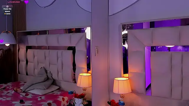 CataleyaBloom__'s cam snapshot