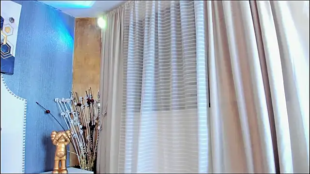 SoeLara22's cam snapshot