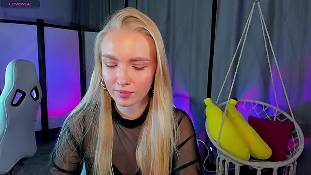 TessaGrays live sex cam