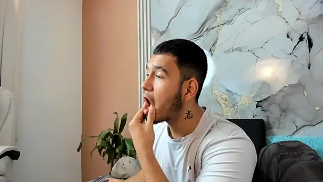 ander_montoyaa live sex cam