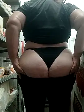 eroticjessitop's cam snapshot