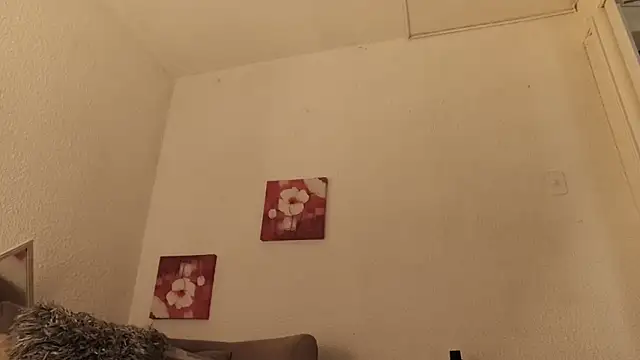 CarolineAikos's cam snapshot