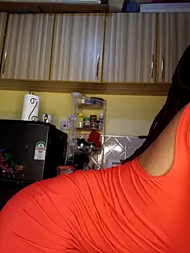 Its_slimianaa's cam snapshot