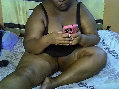 Beautymama's cam snapshot