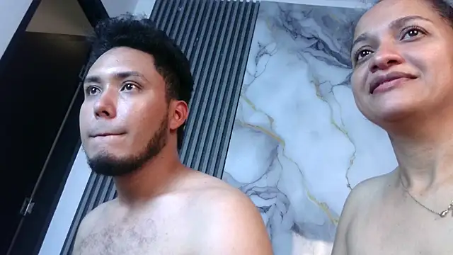 LunandCarlos's cam snapshot