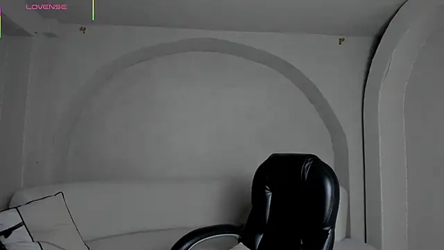 VeronicaBlue's cam snapshot