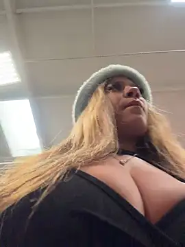 Bigbuttbrooklynn live sex cam