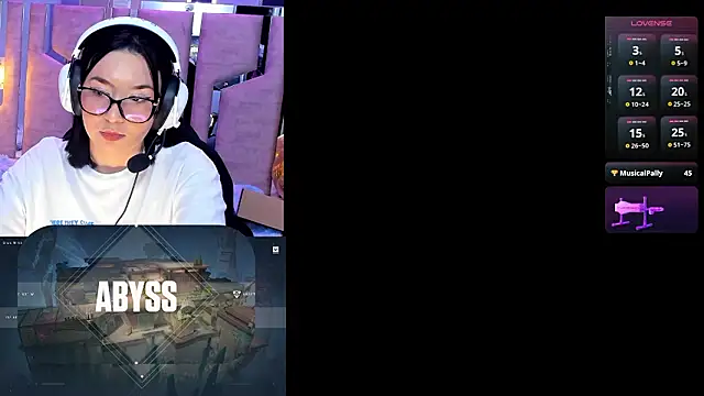 NicoleFerrel live sex cam