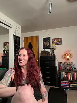 ScarletPanes's cam snapshot