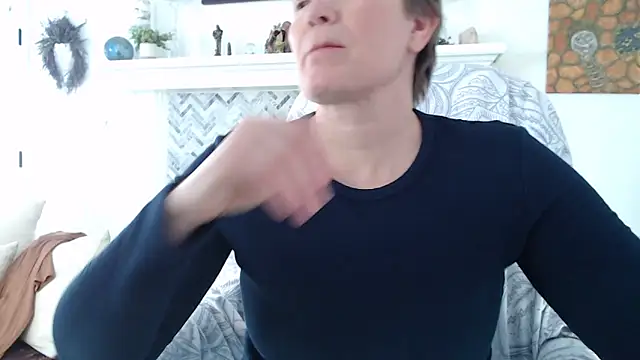 AuroraWillows's cam snapshot