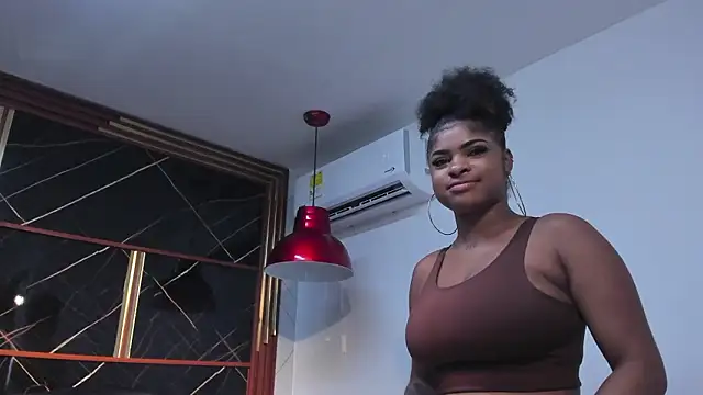 HannyThompson live sex cam